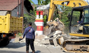 Sudah-50-Tugu-Peguruan-Silat-Dibongkar-Secara-Sukarela-di-Kabupaten-Madiun